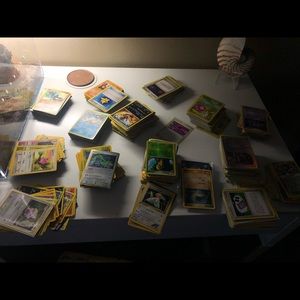 1000s of old pokémon cards